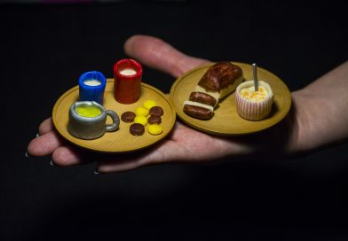 <strong>La mano que sirve el desayuno: cómo son los vínculos entre empresas y gobiernos para llevar comida a las escuelas</strong>